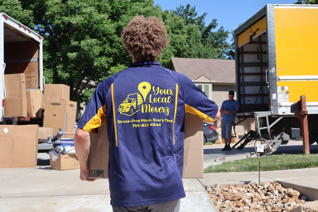 Your Local Moverz crew on a Kansas City North residential move